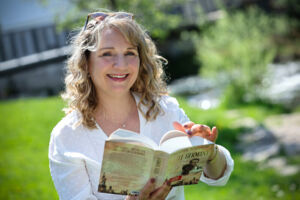 Lesung mit Kinofeeling: Maria Nikolai: Little Germany