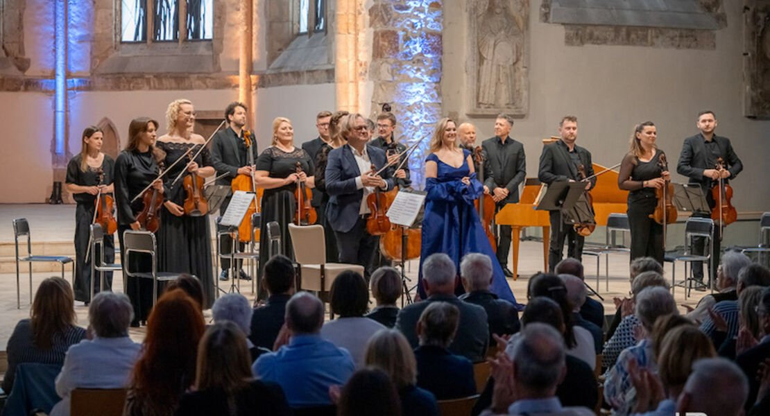 best-of-classic-prasentiert-farinelli-barockt-vivaldi-polish-art-philharmonic-maestro-michael-waldemar-maciaszczyk-zuruck-in-der-handel-halle
