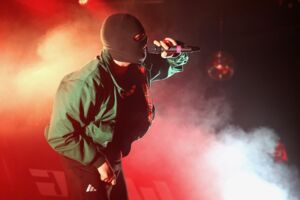 Waving The Guns - Im Zenit-Tour