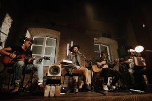 San2 unplugged - mit Sebastian Schwarzenberger & Ludwig Seuss - The Groundlift Stories