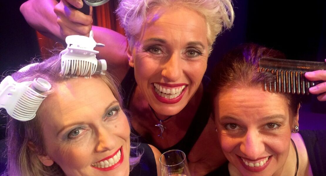 sekt-and-the-city-frisch-gefohnt-und-flach-gelegt