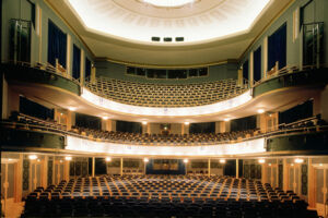 Theaterführung 2025.26 - Führung durch das Theater