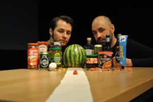 Salon Ute - Himlet Shakespeares Hamlet als Schauspiel mit Objekten