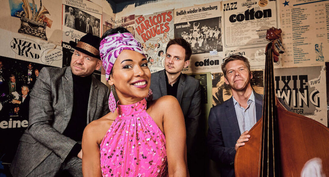 myra-maud-sings-nina-simone-myra-maud-mit-band-zuruck-im-pavillon