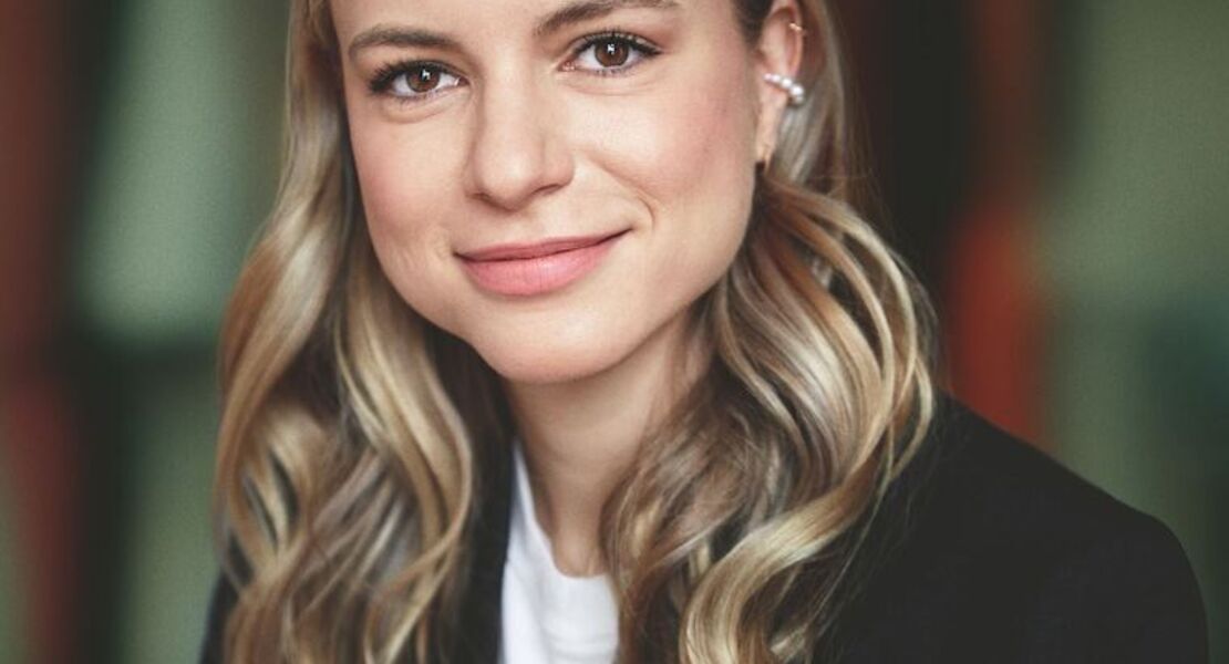 julia-engelmann-liest-aus-himmel-ohne-ende