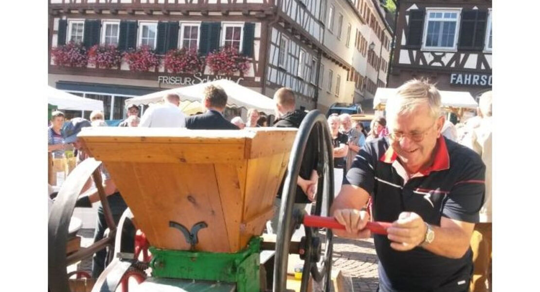 wochenmarkt-mit-grossem-herbstmarkt