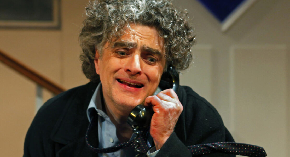 arsen-und-spitzenhaubchen