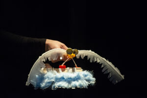 NICHTS oder Herr Käseweis fliegt zum Mond