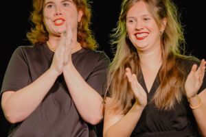 Lippenstift & Punchlines - Stand-Up-Comedy trifft auf Improtheater