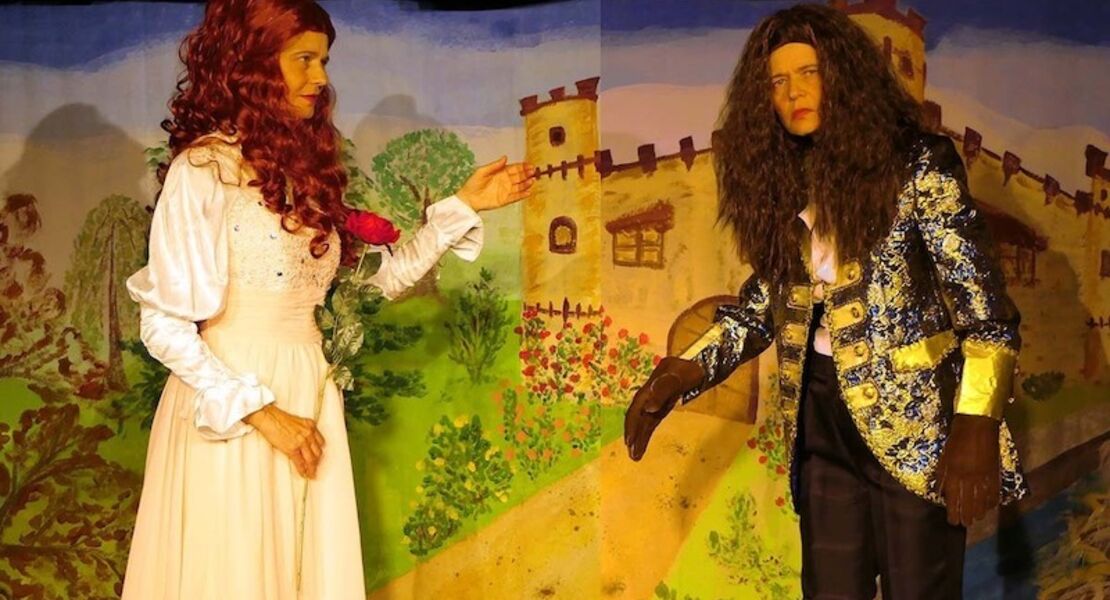 die-schone-das-biest-ein-marchentheaterstuck-von-johannes-galli-inspiriert-durch-das-gleichnamige-franzosische-marchen