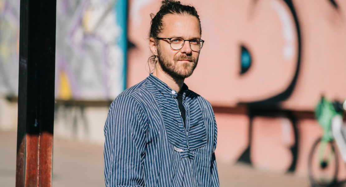 arne-semsrott-gegenmacht-aktivistische-satire