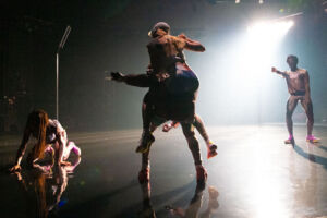 Joana Tischkau - Runnin'