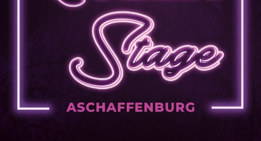 queer-stage-moderation-giselle-hipps