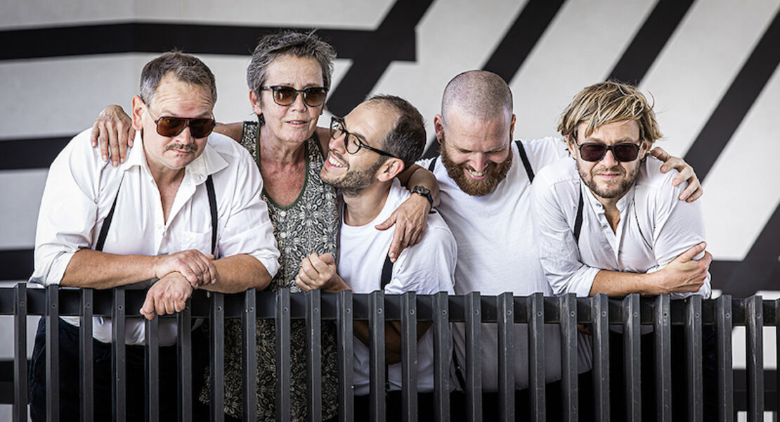 58erl-in-ehrn-burn-on