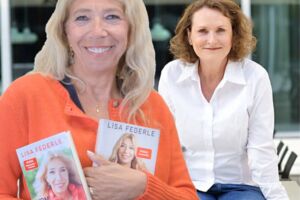 Dr. Lisa Federle - 