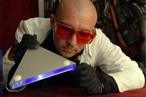 Dr. Mark Benecke - Blutspuren - EXPEDITION ERDE