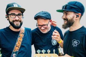 Elfmorgen - + Support: One Tape