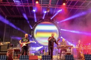 YET ANOTHER FLOYD - Die größten Hits von Pink Floyd mit Band & Streichorchester!