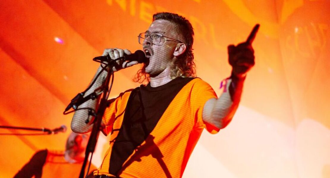 staatseinde-zack-zack-zack-plastikstrom