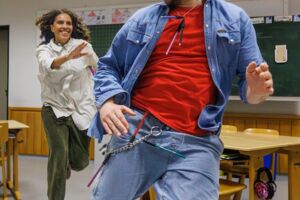 Rotkäppchen rettet den Wolf /UA - Petra Piuk & Gemm Palacio / 10+