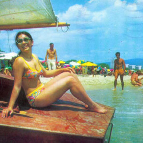 hoffentlich-halt-sich-die-braune-urlaubsgrusse-von-ddr-touristen-postkarten-lesung