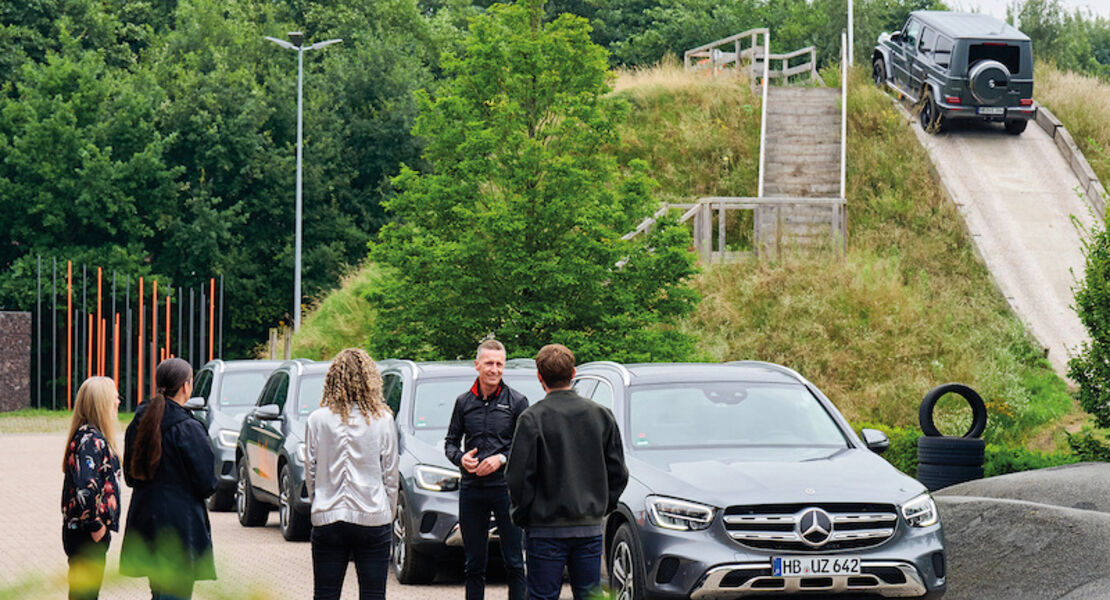 my-day-at-mercedes-benz-in-bremen-entdecken-fahren-geniessen