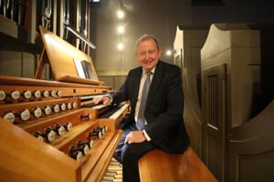 Otto M. Krämer - improvisiert live den Stummfilm 