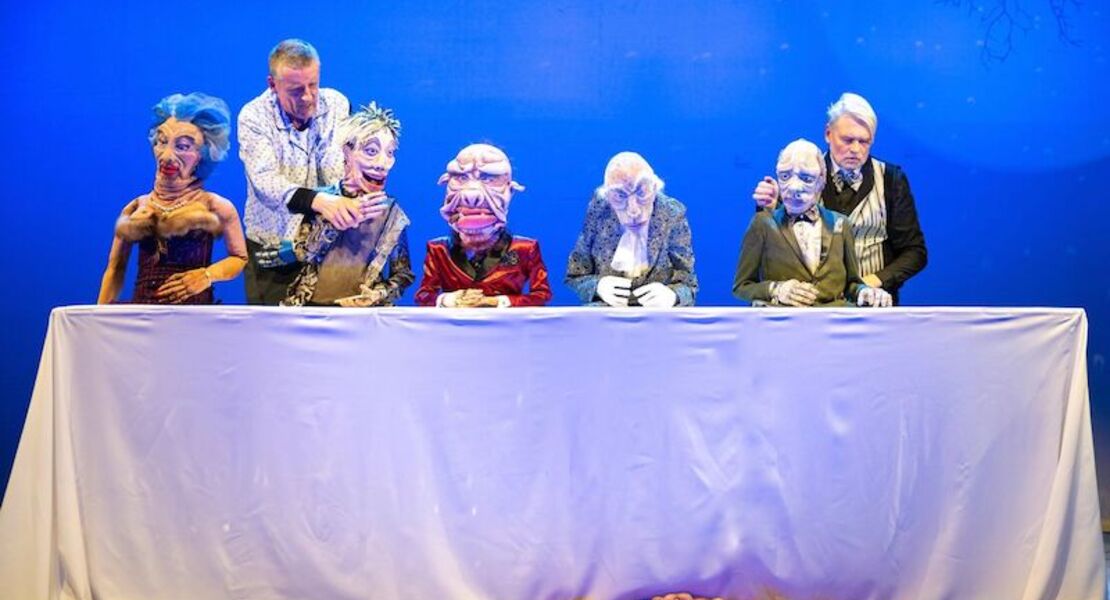 buhne-cipolla-dr-fischer-aus-genf-oder-die-bomben-party