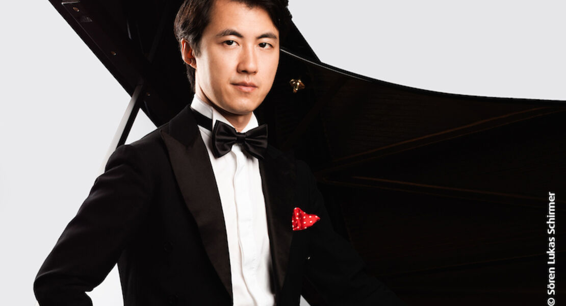 philharmonisches-orchester-bremerhaven-solist-haiou-zhang-klavier-leitung-renchang-fu