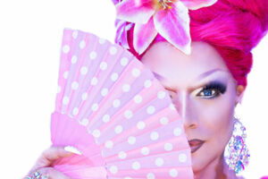 Sascha im Quadrat - Die Wintersause - auf der 360-Grad-Bühne im Saal