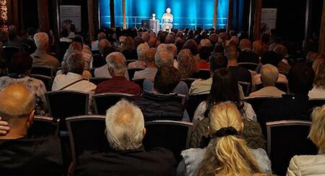 fruhbucher-abo-drei-fur-45-theatersommer-knechtsteden-2027