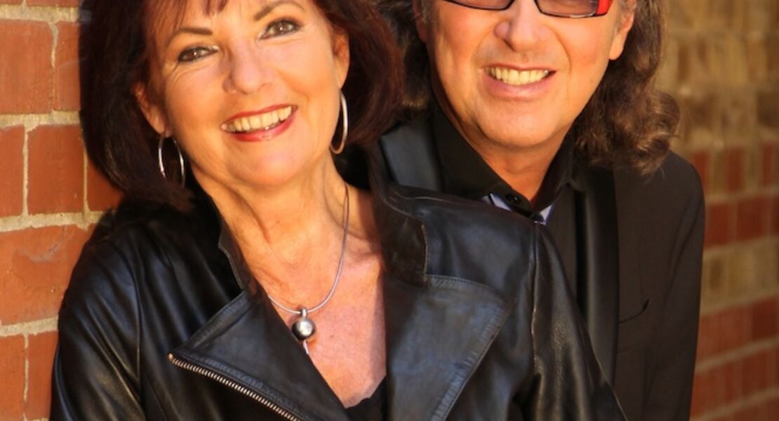 jugendliebe-und-mehr-lovesongs-welthits-und-ein-meer-von-liebe-konzertlesung-mit-musiker-thomas-natschinski-und-autorin-christine-dahn