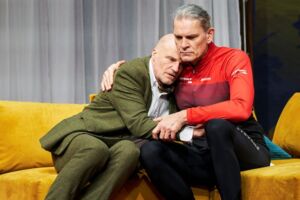 Es ist nur Phase, Hase - Schauspiel von Stefan Vögel, frei nach dem gleichnamigen Buch von Maxim Leo und Jochen Gutsch
