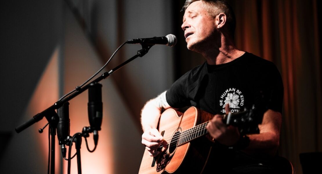 morgan-finlay-date-mit-den-demos-ein-exklusiver-abend-mit-morgan-finlay