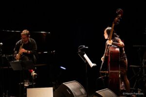 Émile Parisien - Yaron Herman - Prabhu Edouard - Linda May Han Oh: Floating