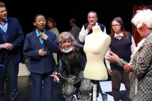 Schneewittchen darf nicht sterben - Premiere - Inklusiver Spielclub