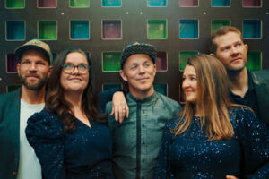 POSTYR - modern A Cappella Pop - »SUPERNOVA«  5 Stimmen, 1 Computer