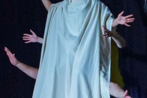 Moj Do Dyr und andere (auf Russisch)