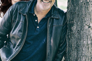 Kalter weißer Mann - Satire von Dietmar Jacobs & Moritz Netenjakob