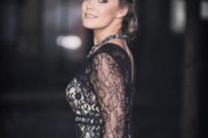 Violina Petrychenko - Klavier