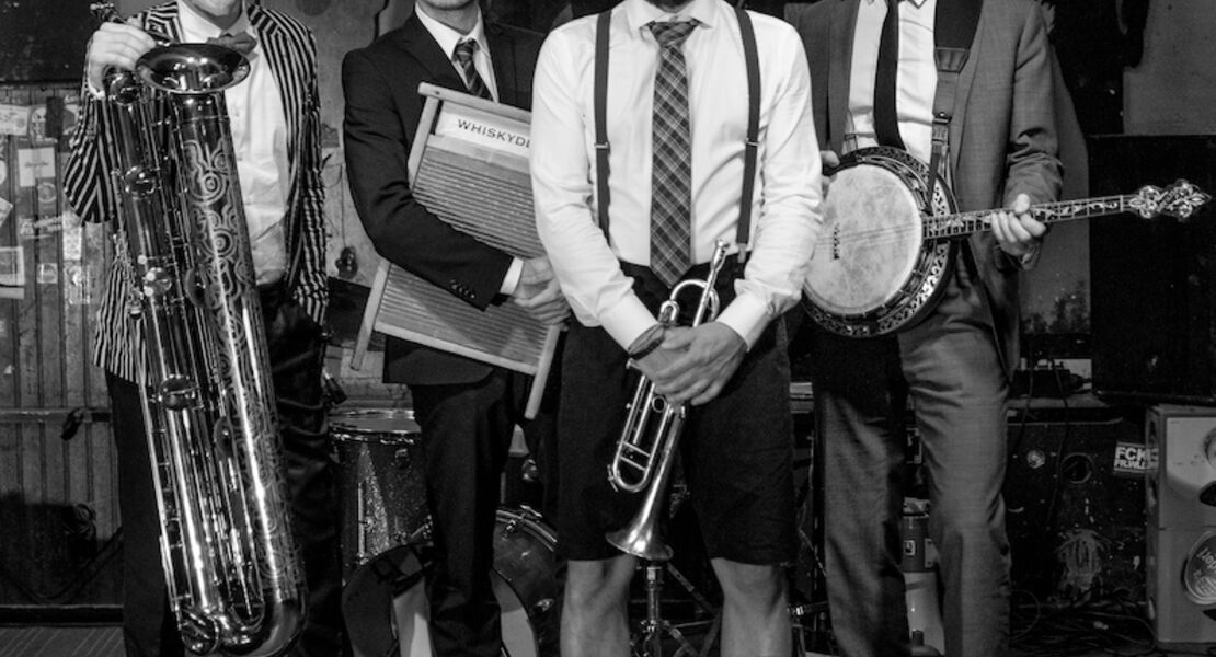 whiskydenkers-swing-dong-ding-vs-absinto-orkestra-gadjo-horns-drums
