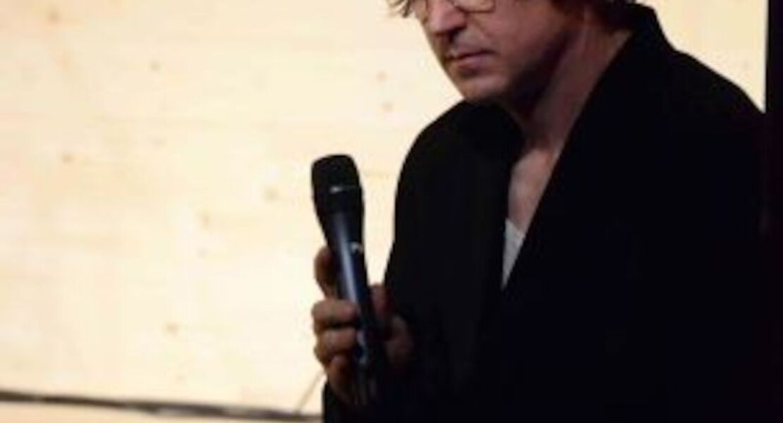 lars-eidinger-liest-und-singt-bertolt-brechts-hauspostille