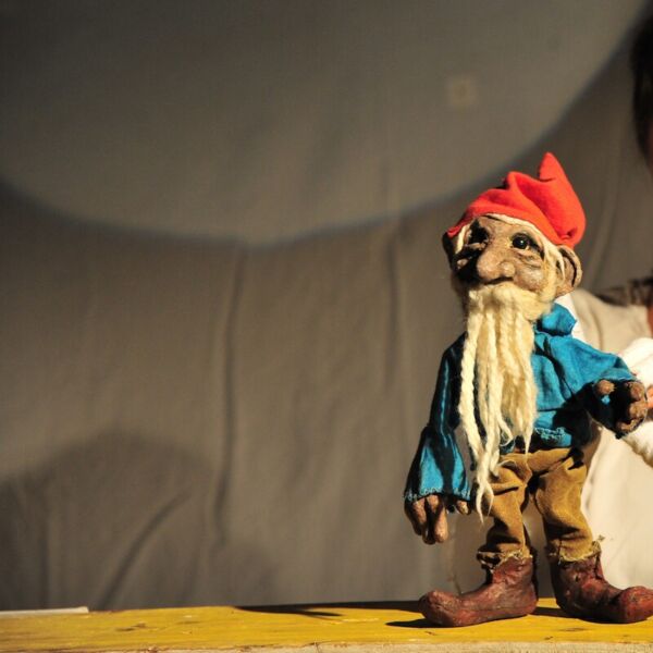figurentheater-unterwegs-tomte-tummetott