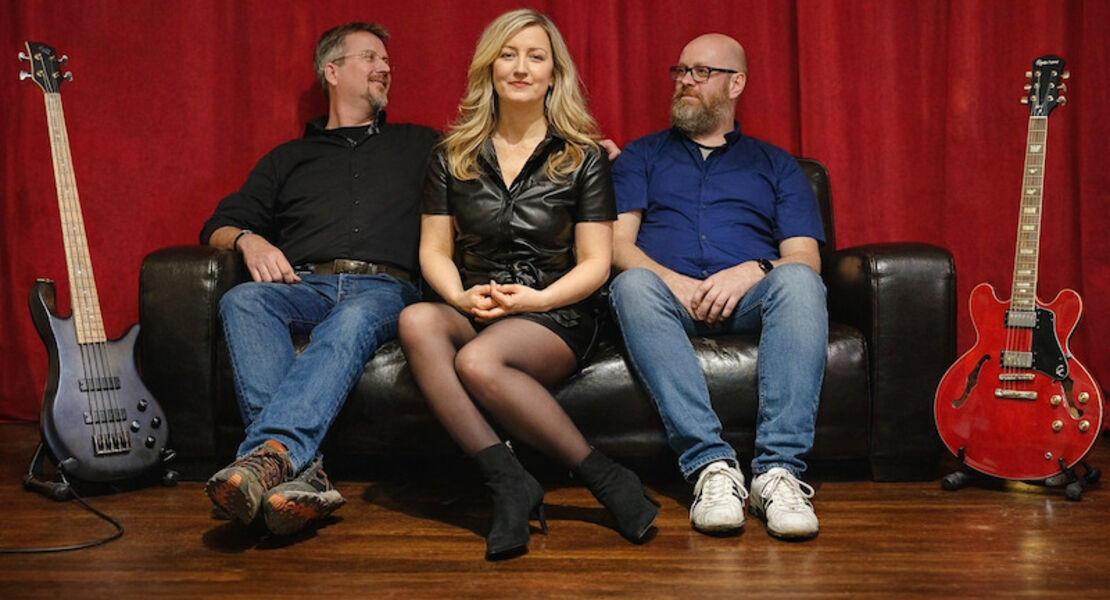 2madchen-und-uwe-deutschsprachiger-rock-pop-und-blues