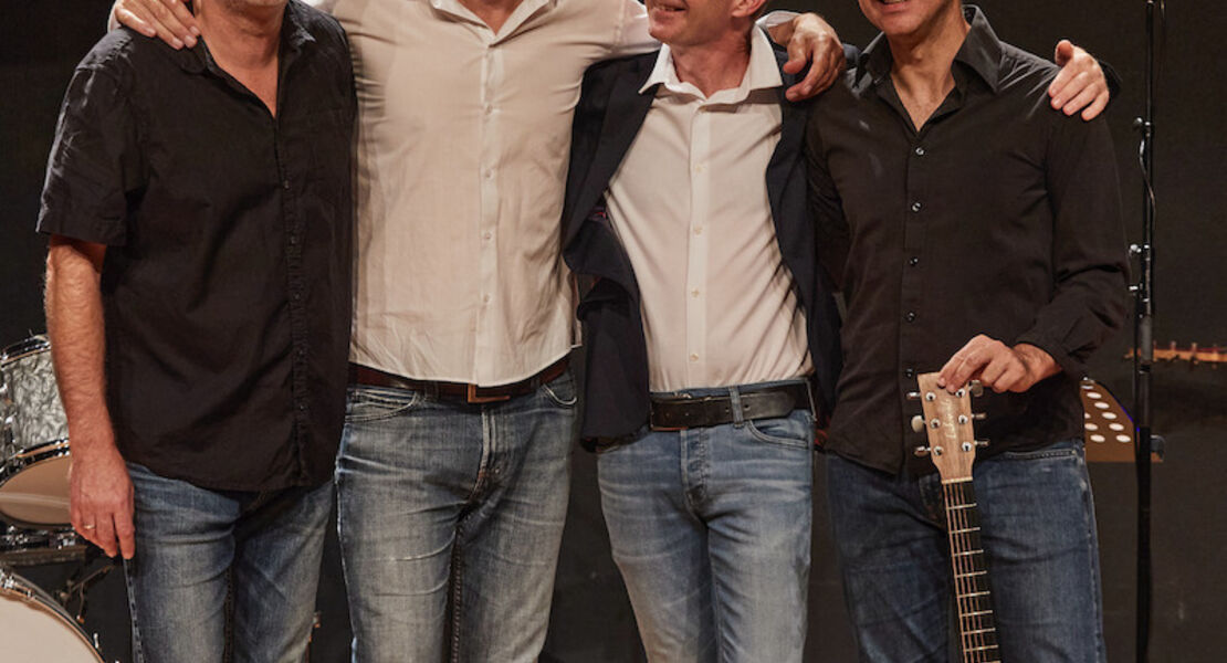 aus-voller-kehlefur-die-seele-singen-fur-alle-mit-patrick-bopp-alias-memphis-fuenf-summernight-special-mit-band