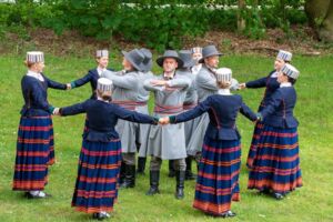 Stimmungsvolle Reise nach Lettland: Tanz und Gesang