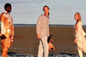 Nils Kercher Trio mit Special Guest Oumar Barou Kouyaté (Mali) - African Pulse & Nordic Space