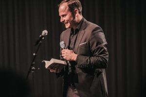 Poetry slam im KUBAA