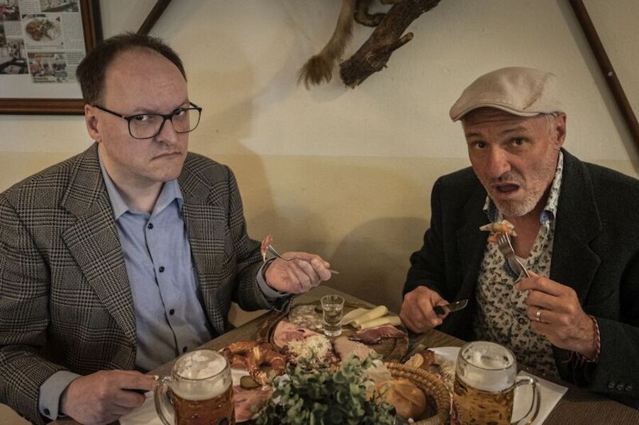 indien-tragikomodie-von-josef-hader-und-alfred-dorfer-studiosaal
