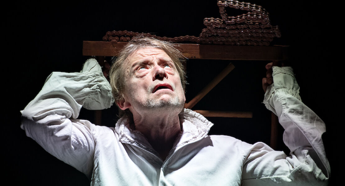 zur-blindheit-uberredete-augenholderlin